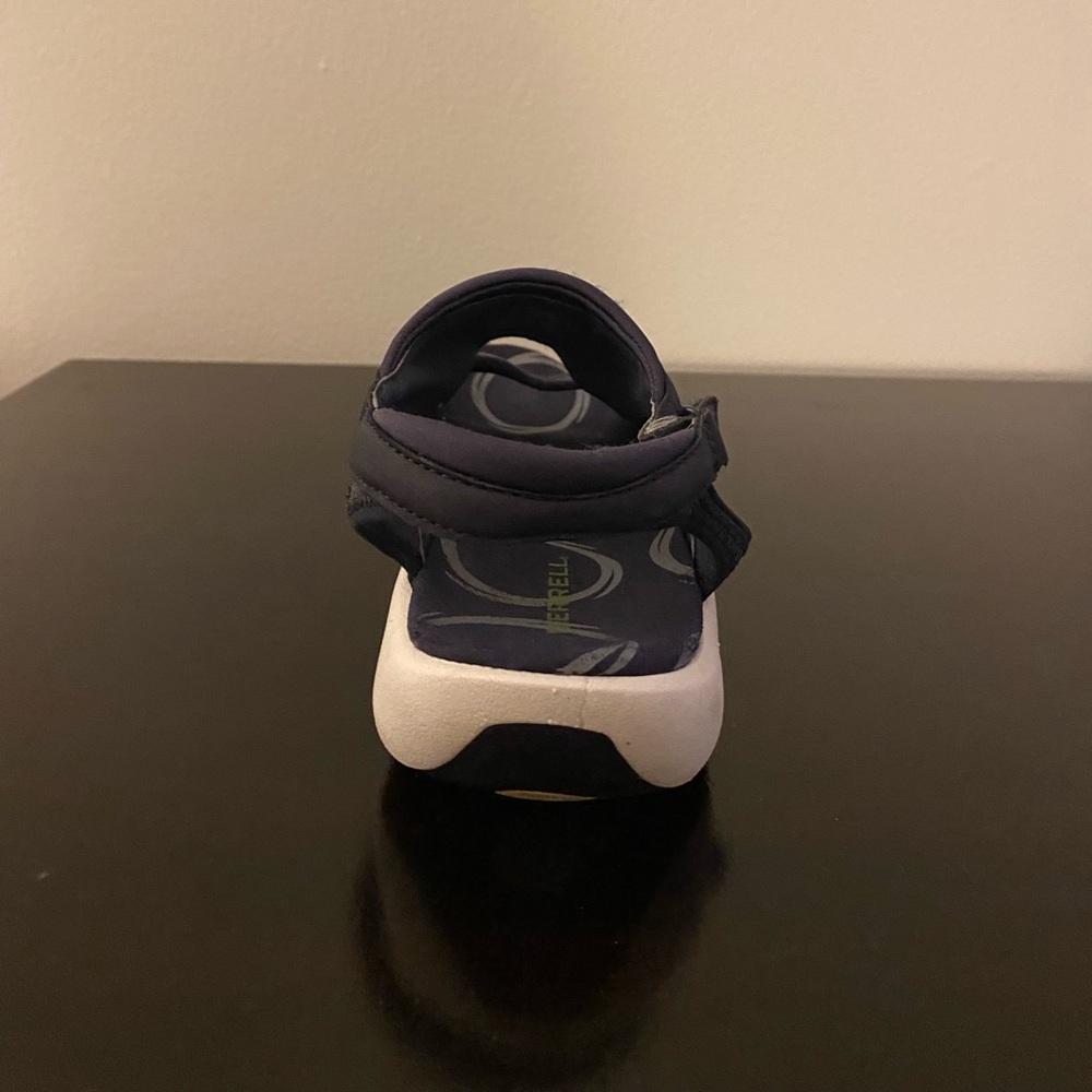 Women’s Merrell Sandals - Picture 2 of 6